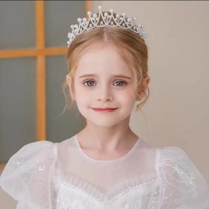 Trendy Wedding pearl Crown